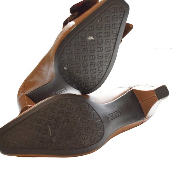 Etienne Aigner "Reese" Brown Leather w/Bow Pump Heel - Picture 10 of 11
